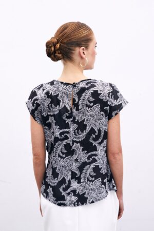 aksesuar-detayli-bluz-siyah-cb-3e3